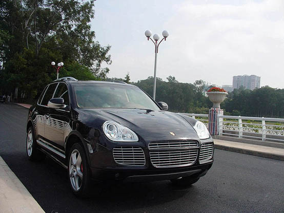 紳士愛(ài)運(yùn)動(dòng)：Porsche Cayenne S